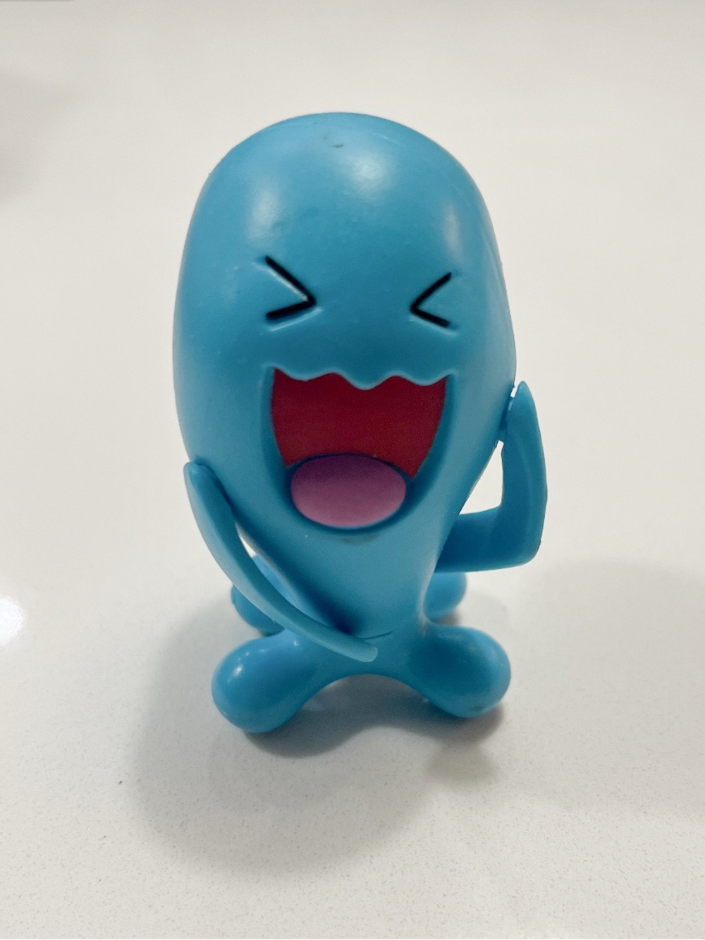 Wobbuffet Pokemon Figure